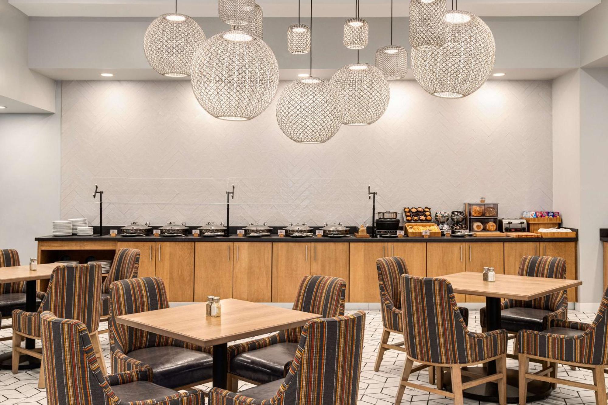 Doubletree By Hilton Fort Myers At Bell Tower Shops Bagian luar foto
