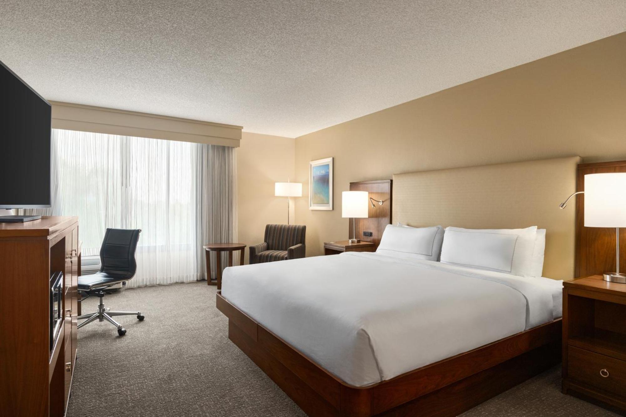 Doubletree By Hilton Fort Myers At Bell Tower Shops Bagian luar foto